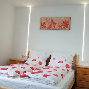With Private Bathroom And Sea View, 50 M Del Mar Habitación en casa particular