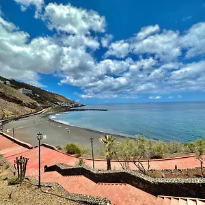 Views House Apartamento